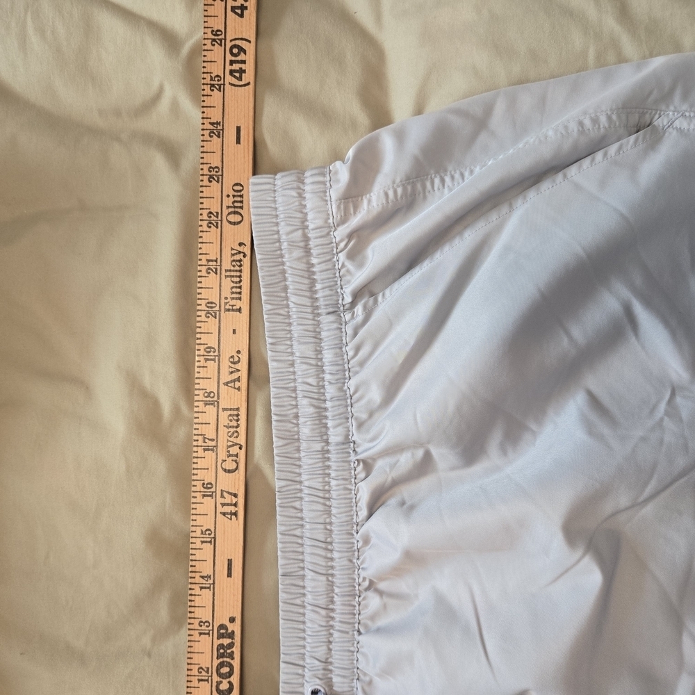 Tek Gear Light Gray Athletic Shorts - Picture 4 of 5